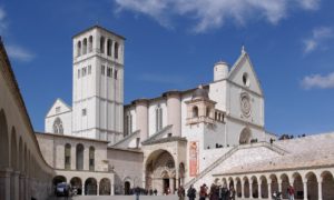 中世の街並を楽しめるアッシジ イタリア